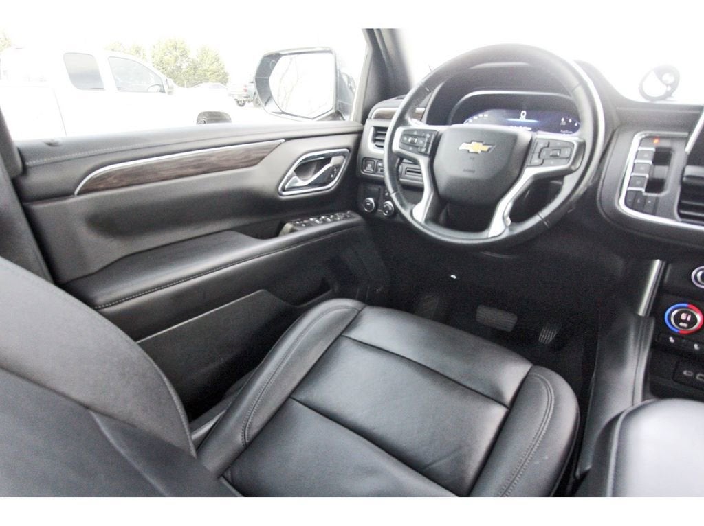 2022 Chevrolet Suburban LT