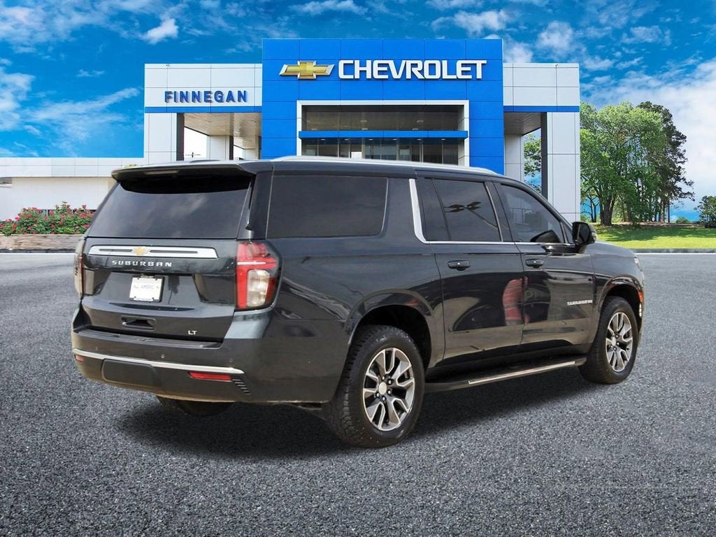 2022 Chevrolet Suburban LT