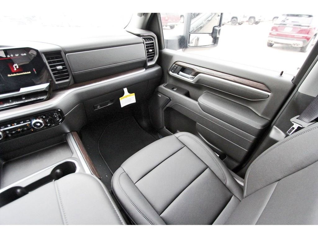 2026 GMC Sierra 3500 HD SLT DRW