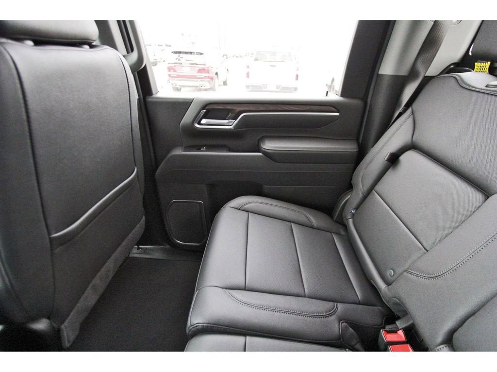 2026 GMC Sierra 3500 HD SLT DRW