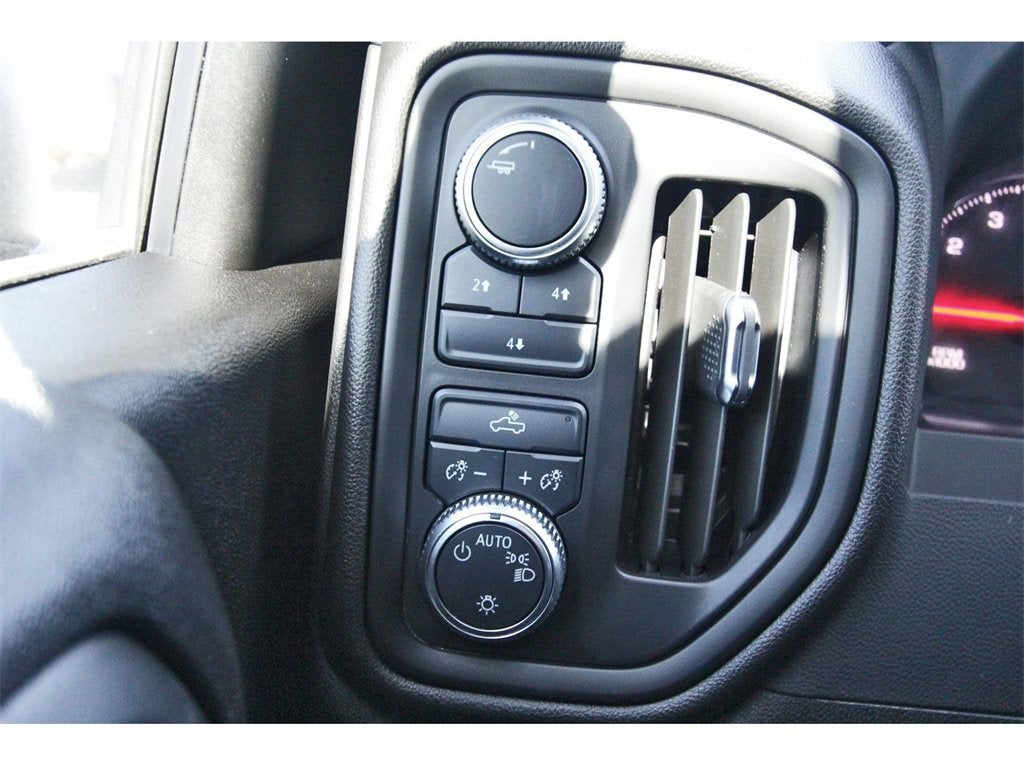 2024 GMC Sierra 2500 HD Pro