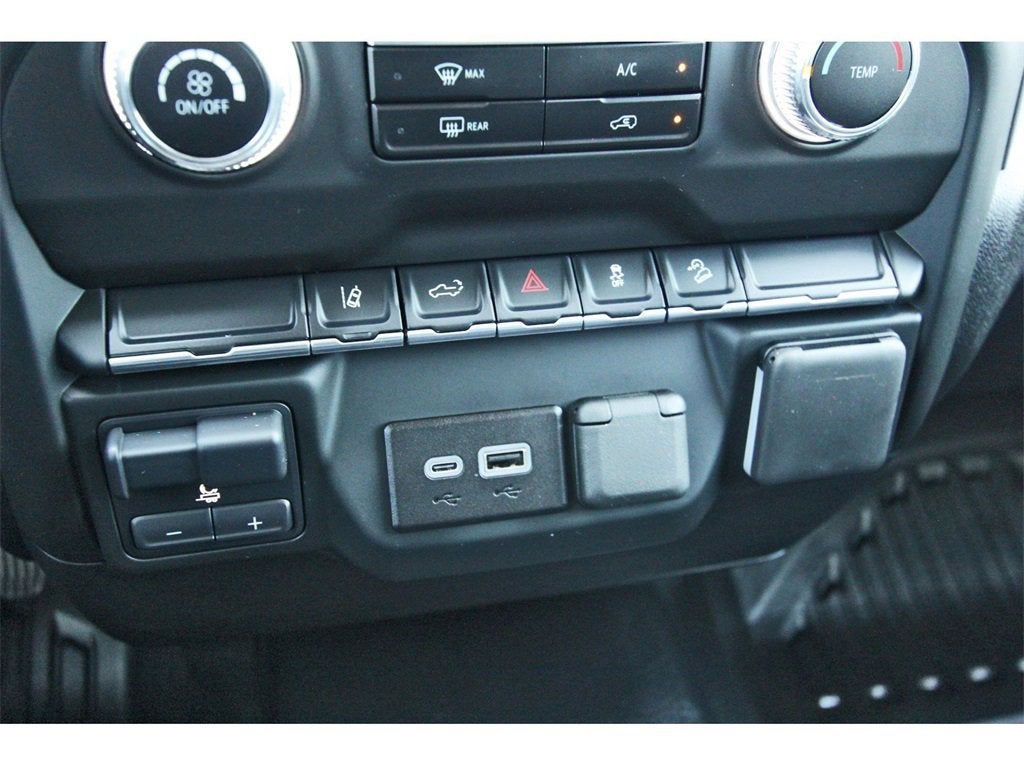 2024 GMC Sierra 2500 HD Pro