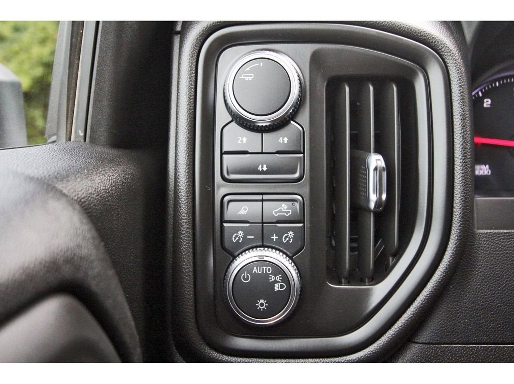 2024 GMC Sierra 2500 HD Pro