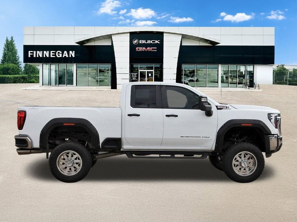 2024 GMC Sierra 2500 HD Pro