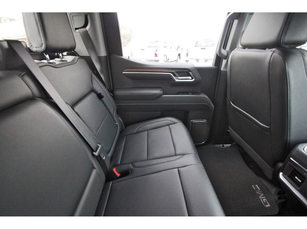 2026 GMC Sierra 1500 Denali - Photo 10