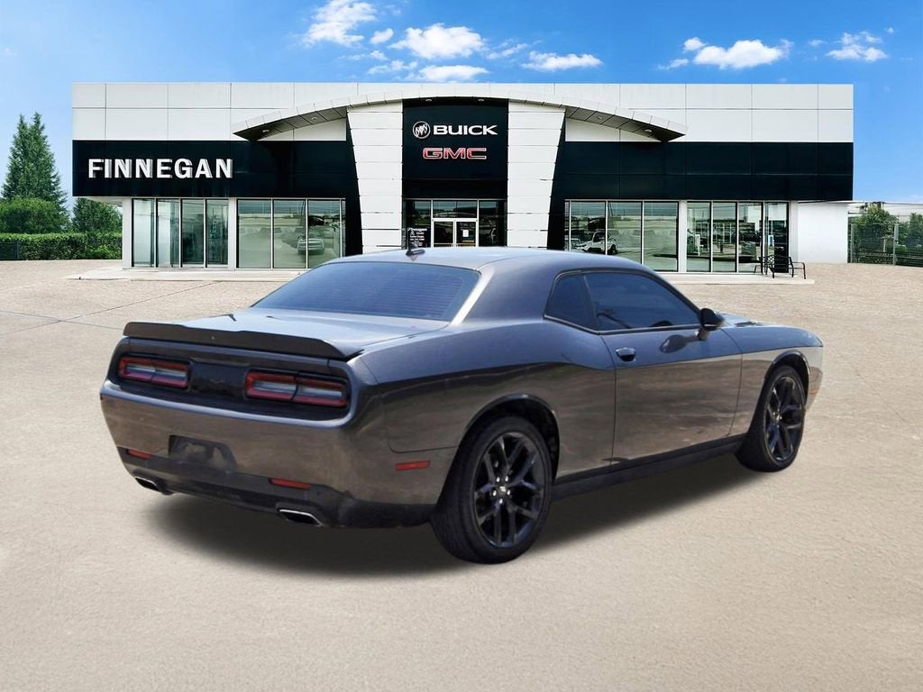 2021 Dodge Challenger SXT