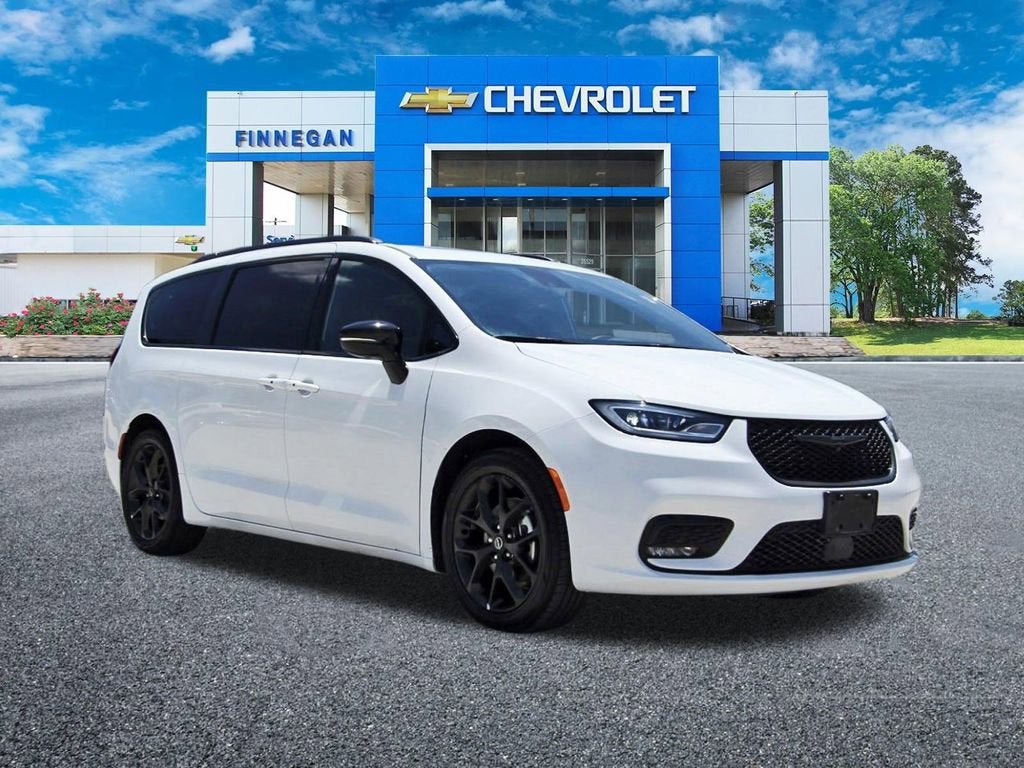 2025 Chrysler Pacifica Limited
