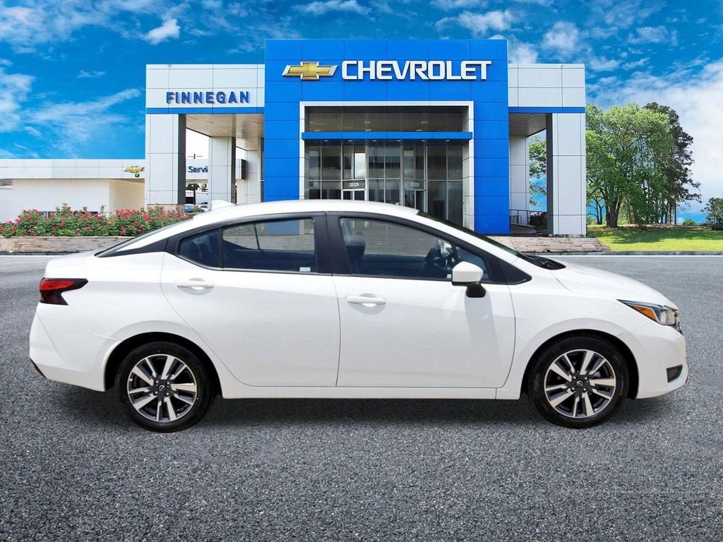 2024 Nissan Versa SV