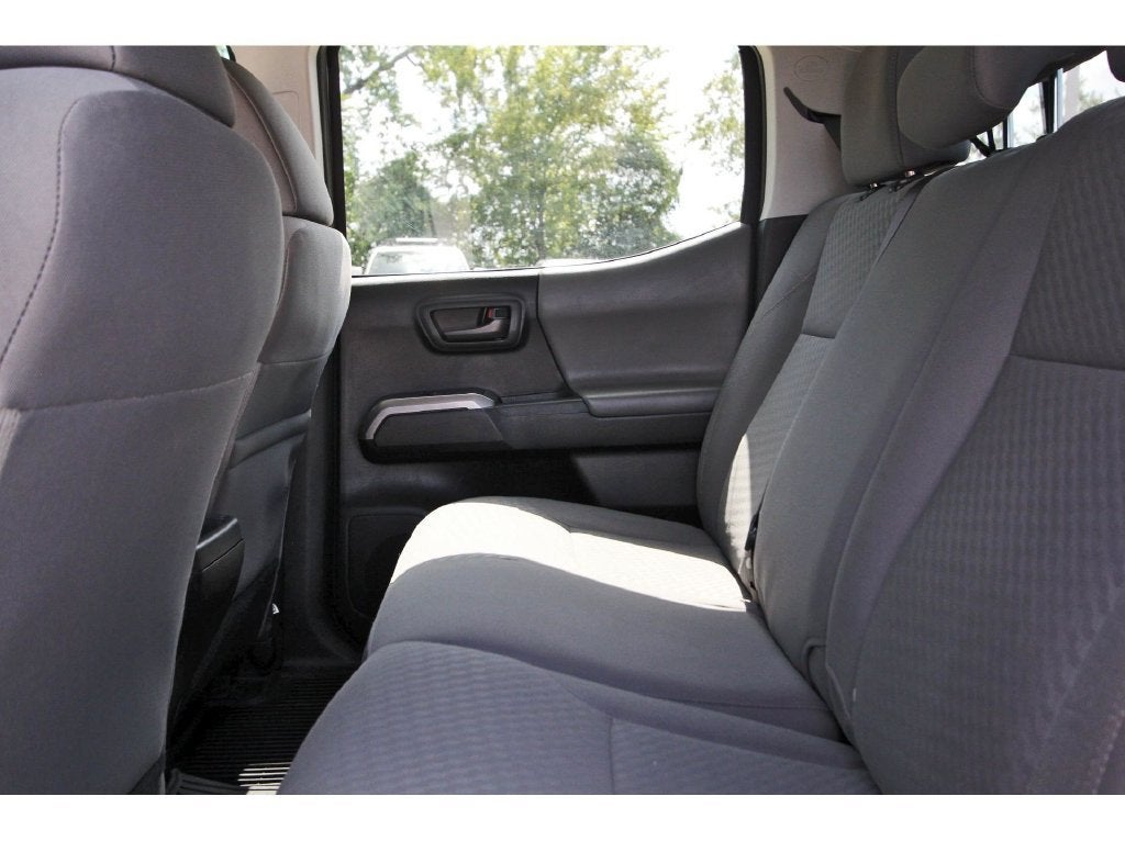 2022 Toyota Tacoma 2WD SR5