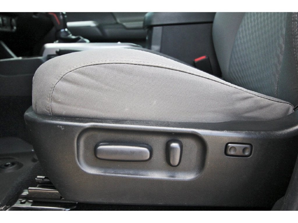 2022 Toyota Tacoma 2WD SR5