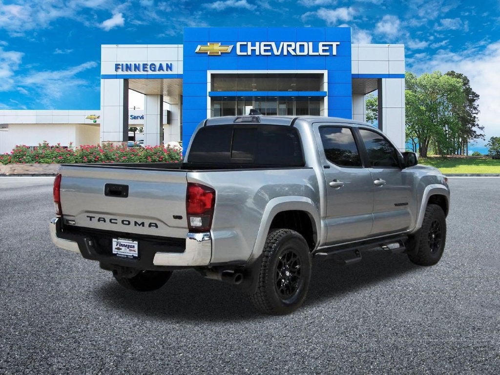 2022 Toyota Tacoma 2WD SR5