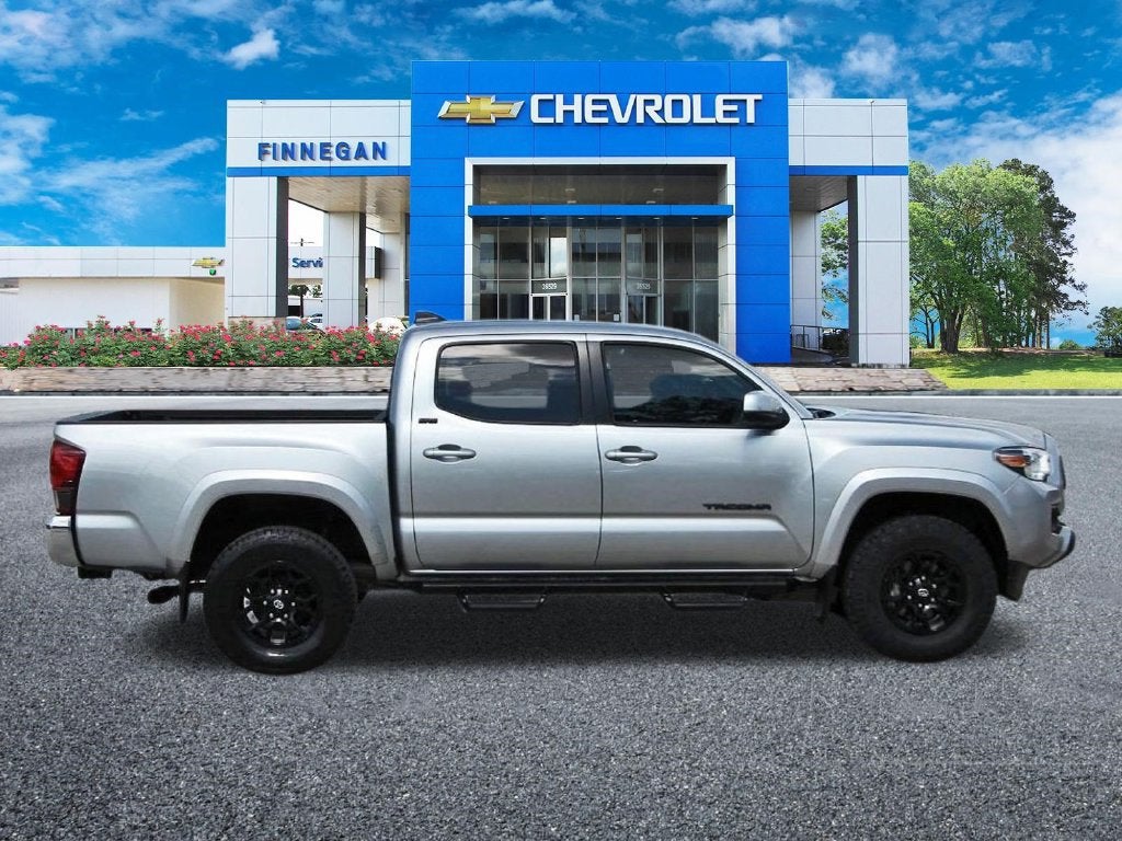 2022 Toyota Tacoma 2WD SR5