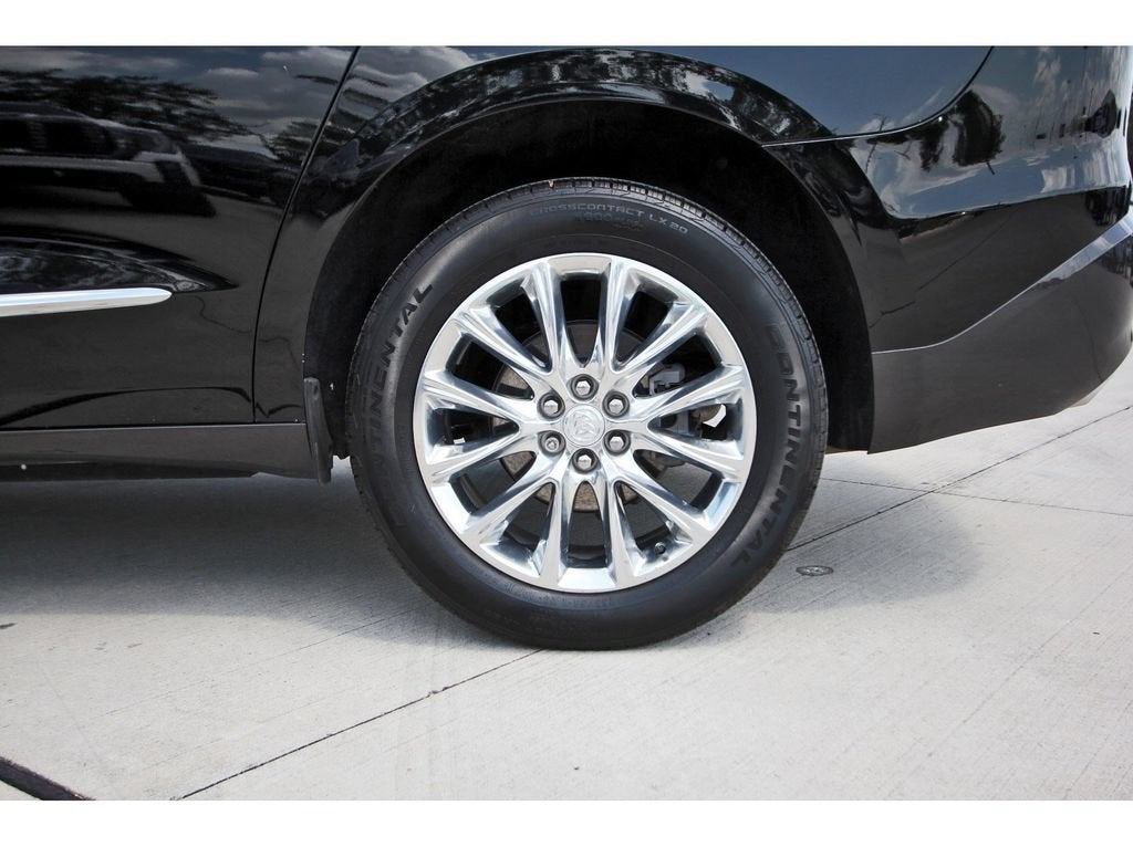 2021 Buick Enclave Essence