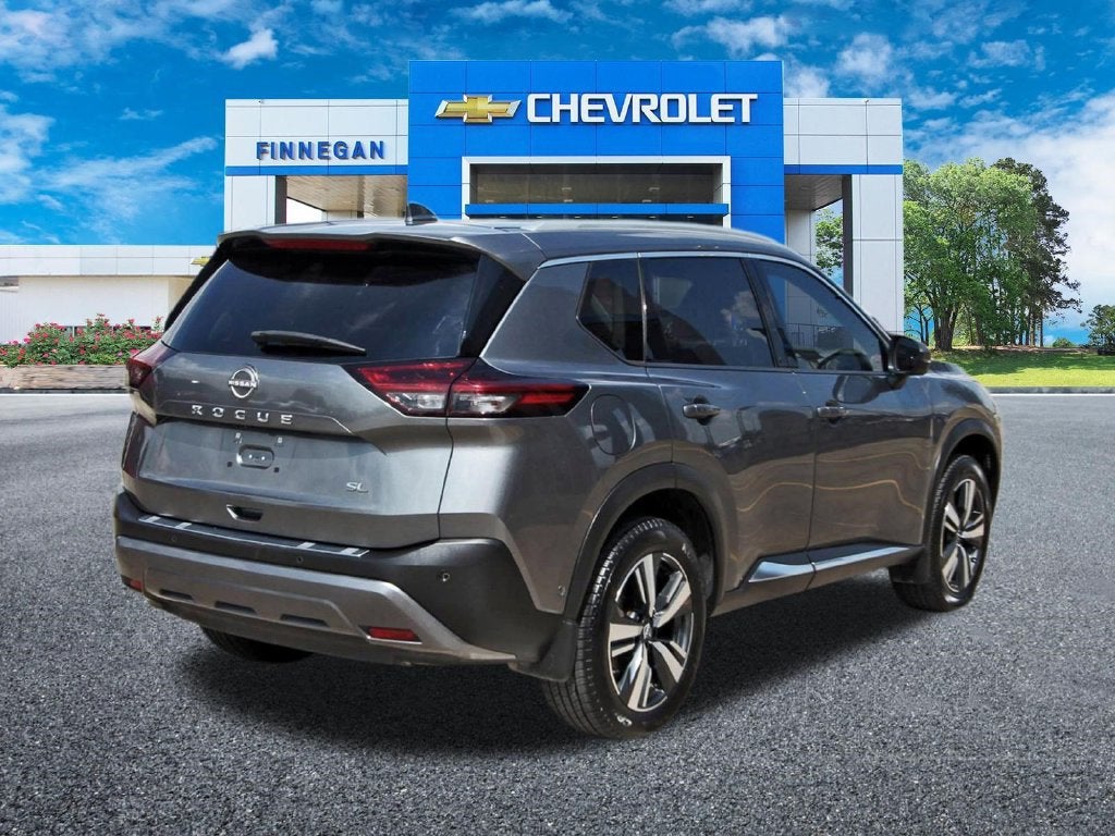 2023 Nissan Rogue SL
