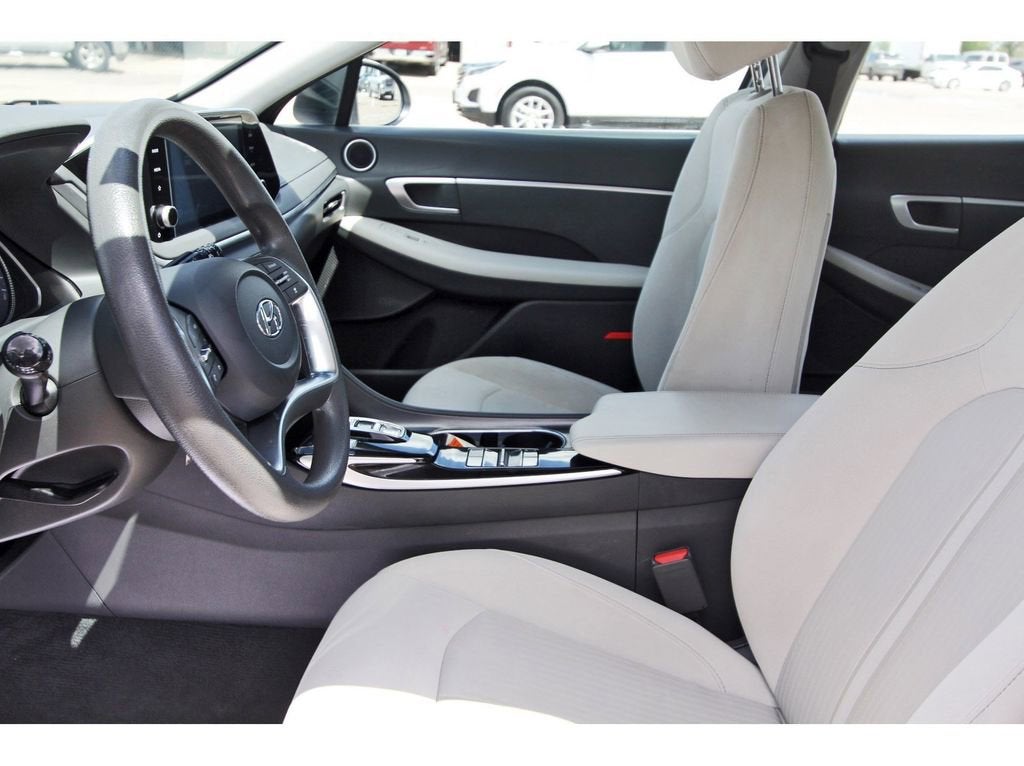 2022 Hyundai Sonata SE